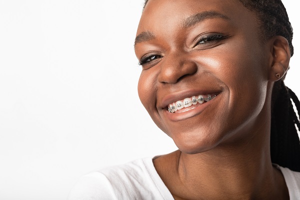 What To Know About Adult Orthodontic Treatment