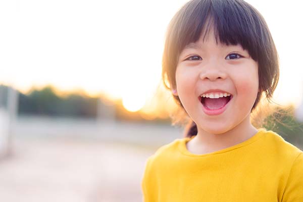 A Kid Friendly Dentist Explains The Importance Of Brushing